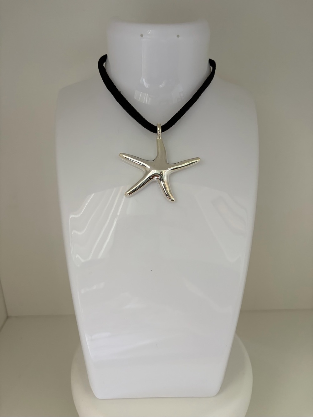 Sterling Silver 925 Starfish Pendant (only)Black Cord not included.